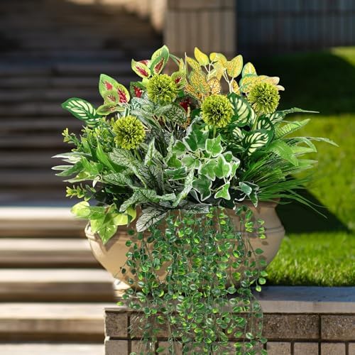 Giegxin 18 Pcs Artificial Plants Set for Outdoor Decor